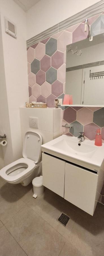 Butterfly Apartment Тимишоара Экстерьер фото